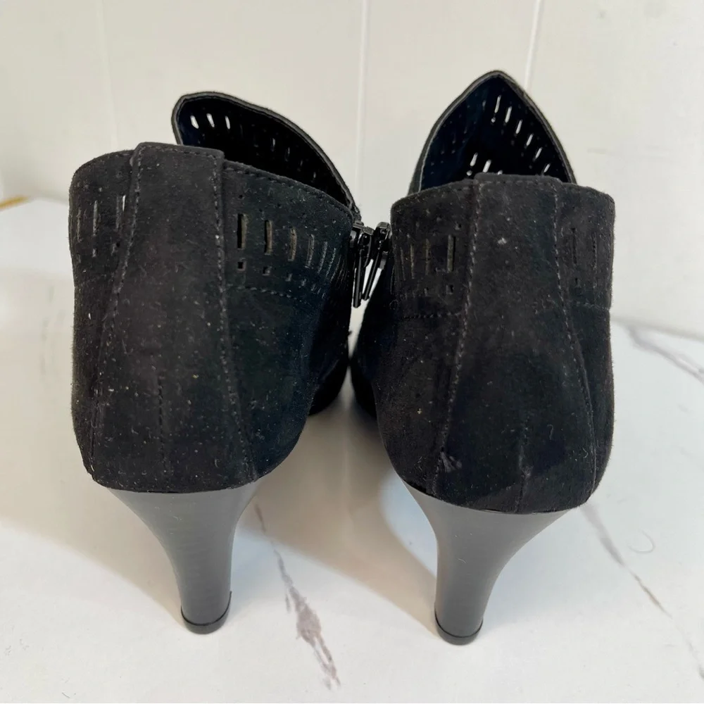 Karen Scott black ankle booties - size 9.5 with the cut-out detailing